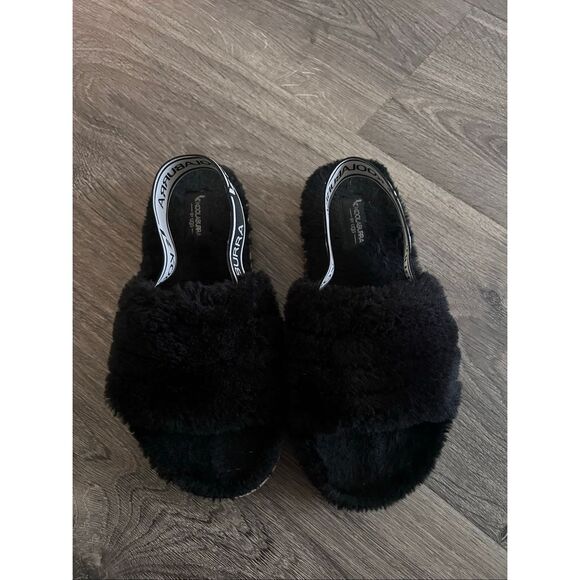koolaburra by ugg Fuzz'n Il BOUTIQUE Faux-Fur Slippers Kids Size 2 - Picture 2 of 5